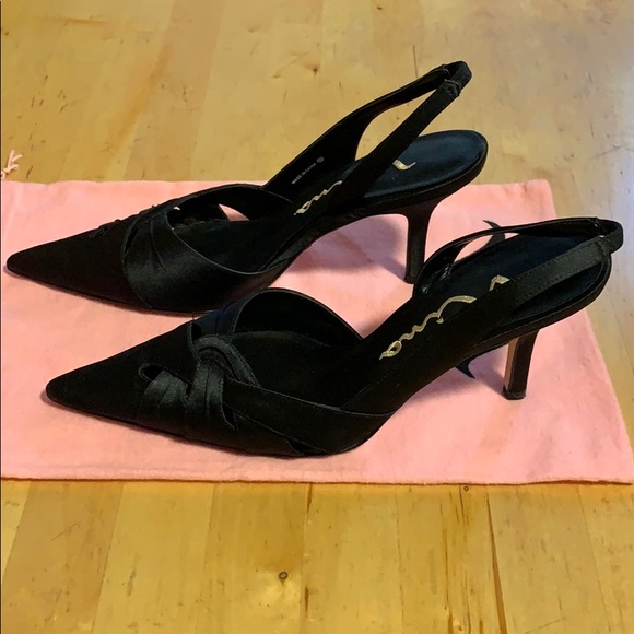 Nina Shoes “Ileana” Black Luster Slingback - Picture 3 of 5